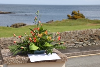 Members once again took part in National  Flower Arranging Day in May 2023 - photo 1