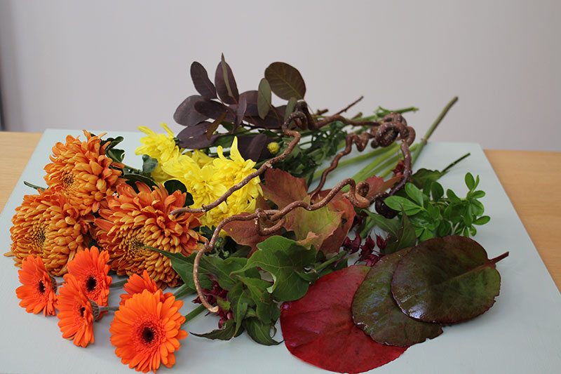 Flower Arrangements Autumn 2014 - Step by step guide - Photo 2