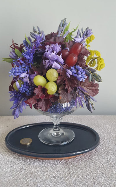Lorraine Sherwood Dorsett's Bronze Award Winning flower arrangement in the Summer hues class of the Royal Cheshire County 'Virtual' Show 2021