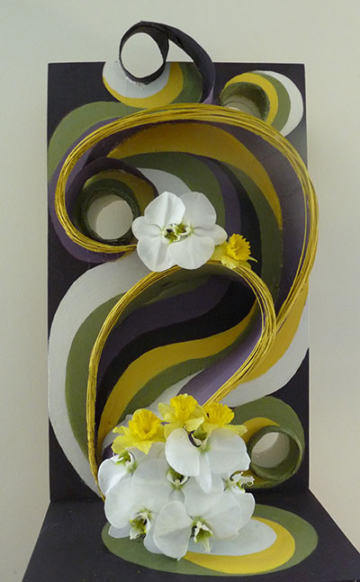 Irina Code's flower arrangement in the A Moment in Time class of the Royal Cheshire County 'Virtual' Show 2021