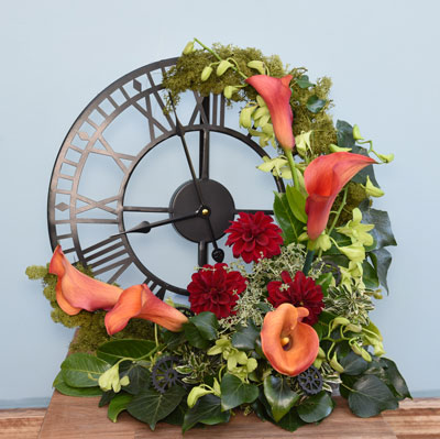 Maria Smith's flower arrangement in the A Moment in Time class of the Royal Cheshire County 'Virtual' Show 2021