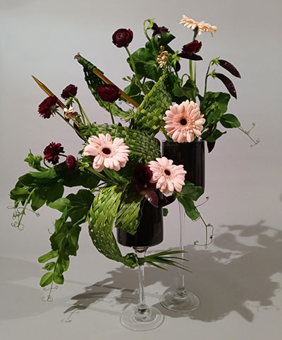 Barbara Blossom's flower arrangement in the Knit one purl one class of the Royal Cheshire County 'Virtual' Show 2021