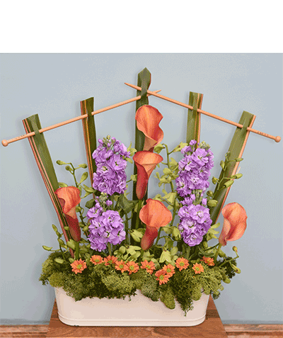 Maria Smith's flower arrangement in the Knit one purl one class of the Royal Cheshire County 'Virtual' Show 2021