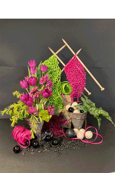 Sue Mansfield's Silver Gilt Award Winning flower arrangement in the Knit one purl one class of the Royal Cheshire County 'Virtual' Show 2021