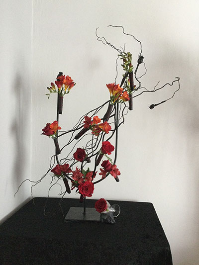 Judy Gratton's flower arrangement in the Wild Thing class of the Royal Cheshire County 'Virtual' Show 2021