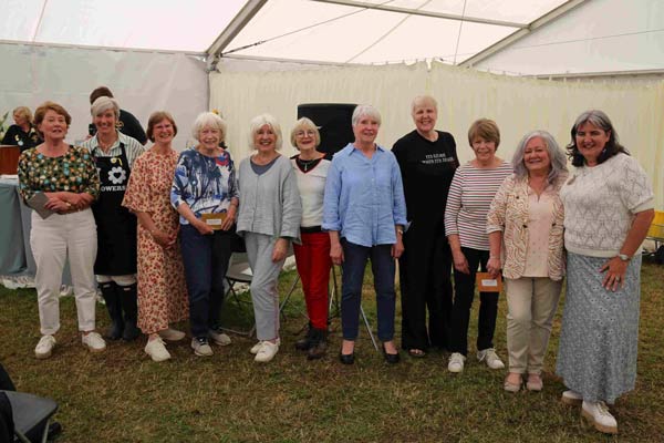 Flower Clubs of Cheshire class award winners with NAFAS National Chairman Nicky Wylie at the 2024 Royal Cheshire Show 