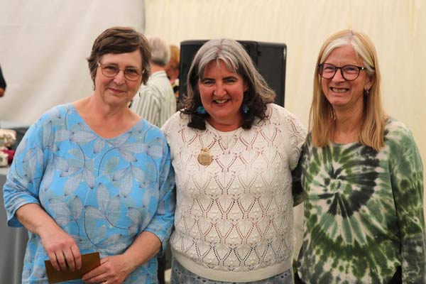 Flower Clubs of Cheshire class award winners with NAFAS National Chairman Nicky Wylie at the 2024 Royal Cheshire Show 