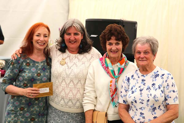 Flower Clubs of Cheshire class award winners with NAFAS National Chairman Nicky Wylie at the 2024 Royal Cheshire Show 